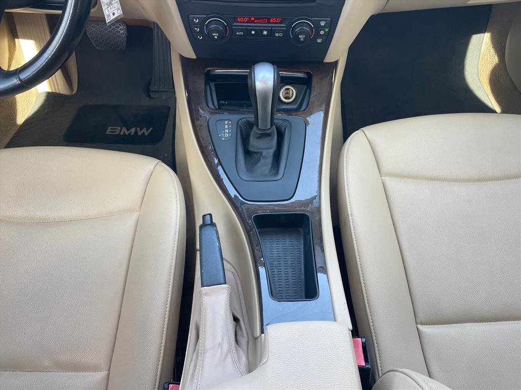 Used 2006 BMW 325i Sedan image 16