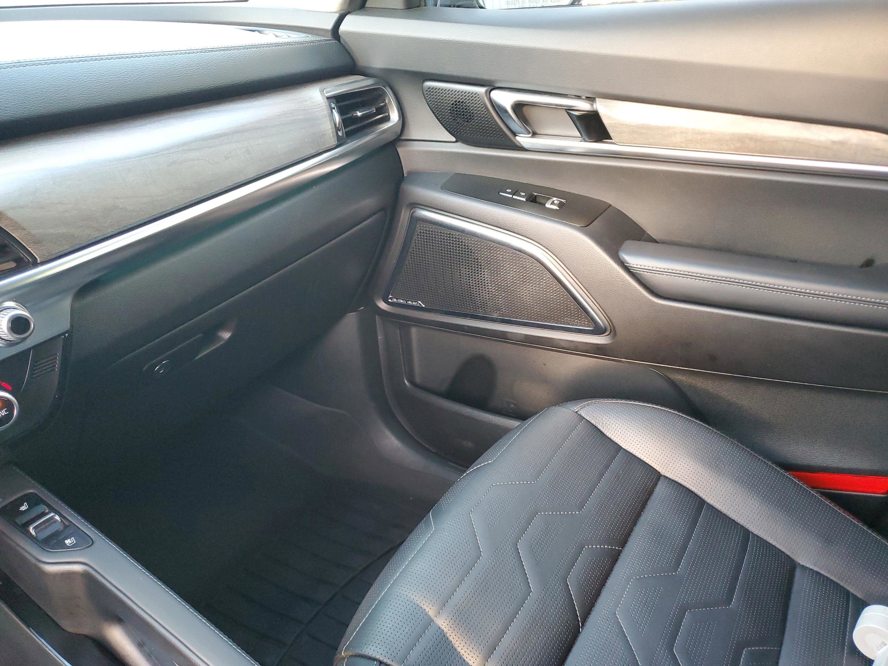 Certified 2022 Kia Telluride SX w/ SX Prestige Package image 22