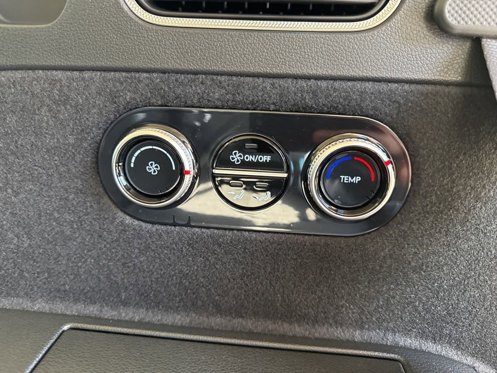 New 2026 Genesis GV80 2.5T Advanced image 16