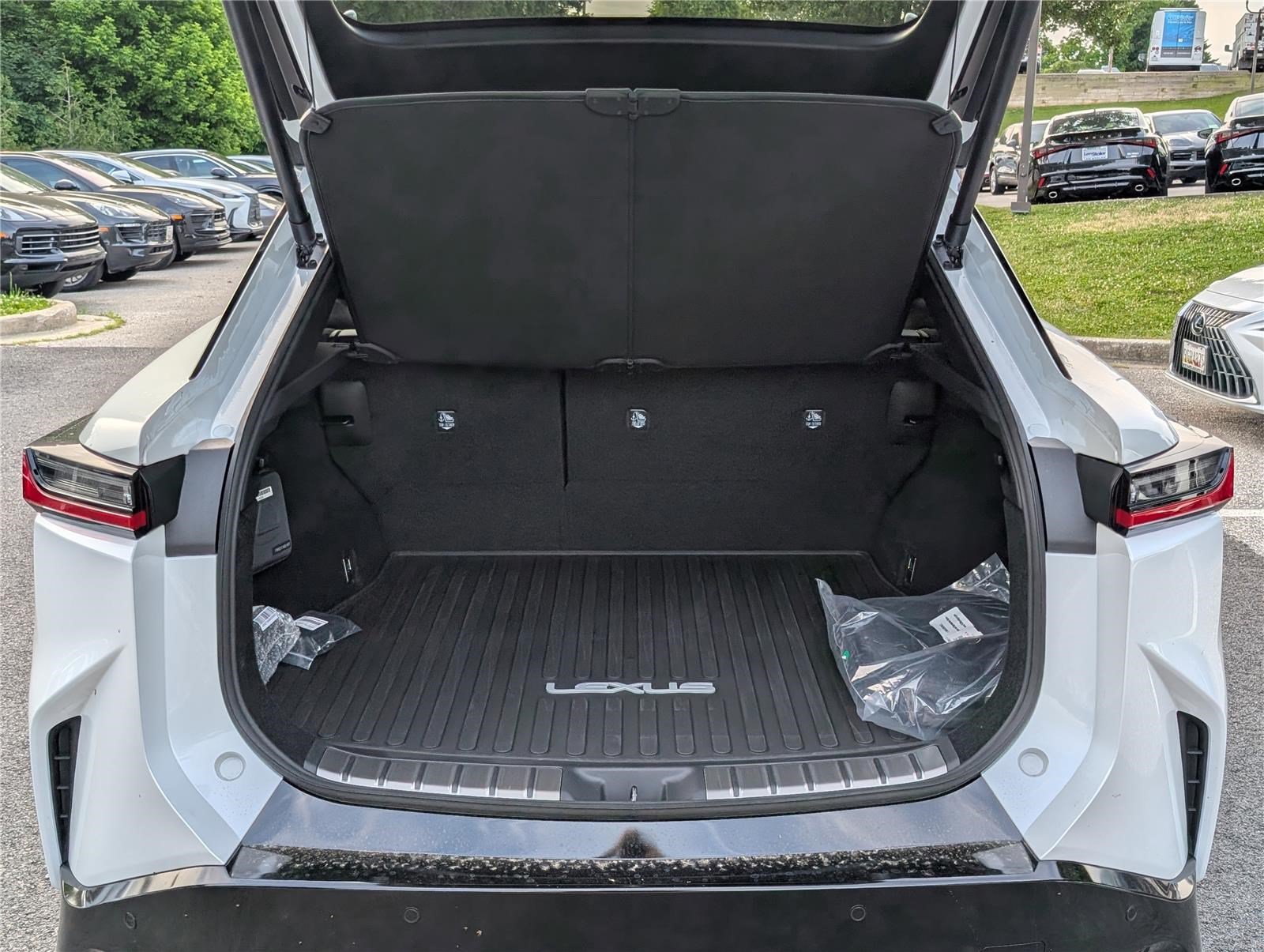 New 2026 Lexus RZ 450e AWD image 8
