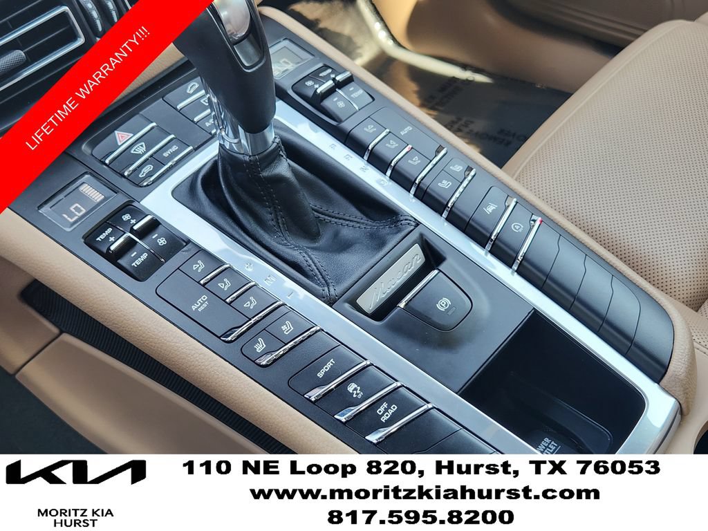 Used 2021 Porsche Macan AWD/4WD image 22