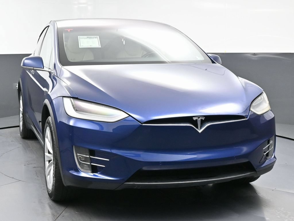 Used 2017 Tesla Model X 100D AWD/4WD image 4