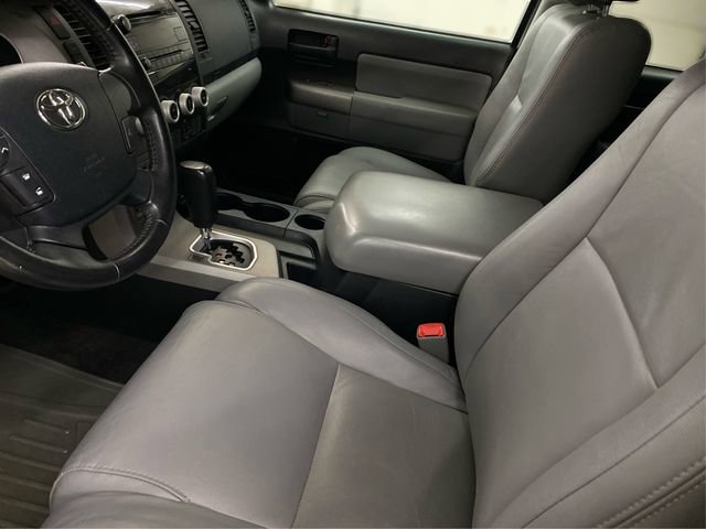 Used 2013 Toyota Sequoia SR5 AWD/4WD image 10