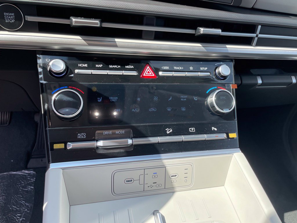 New 2026 Hyundai Santa Fe SEL FWD image 15