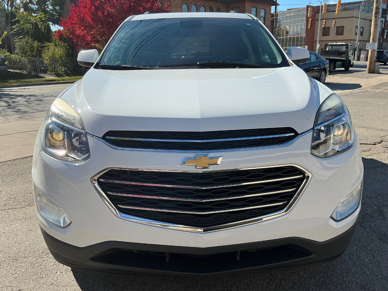 Used 2017 Chevrolet Equinox LT image 8