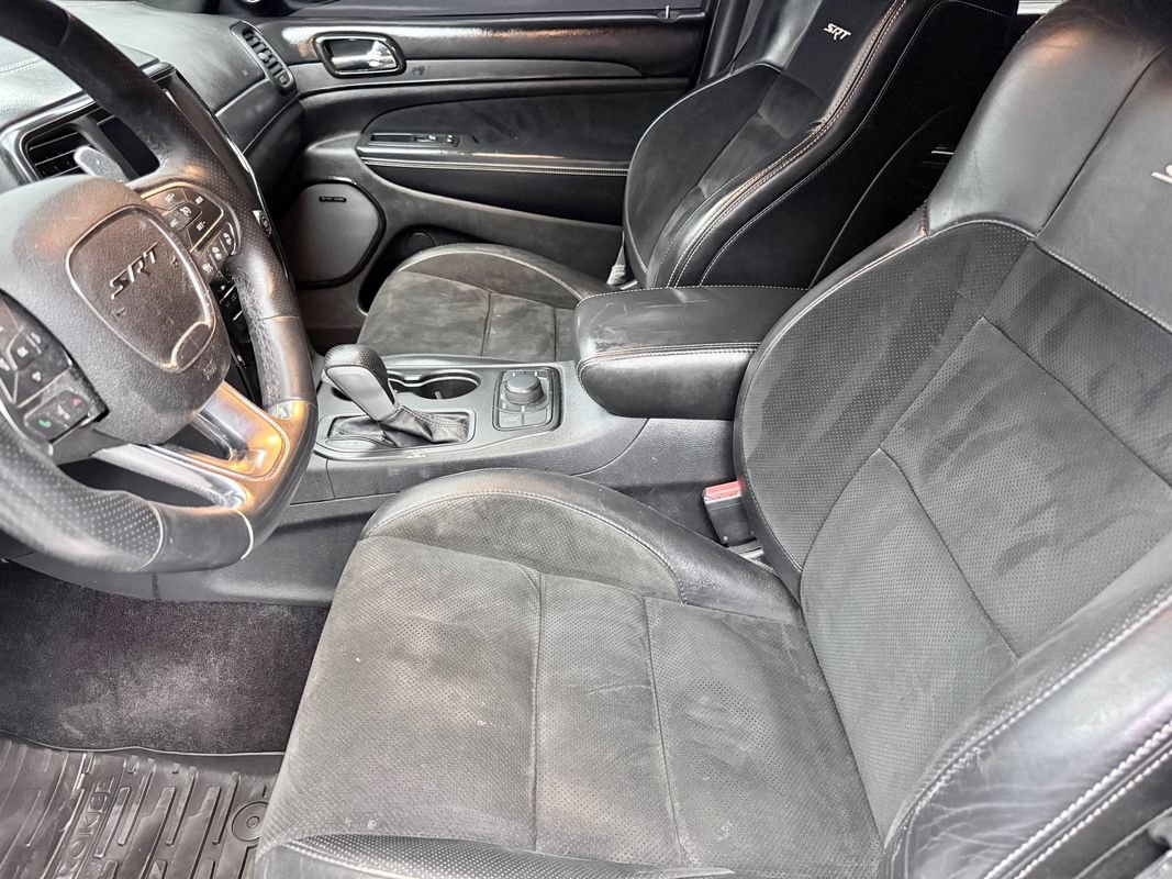 Used 2016 Jeep Grand Cherokee SRT AWD/4WD image 10