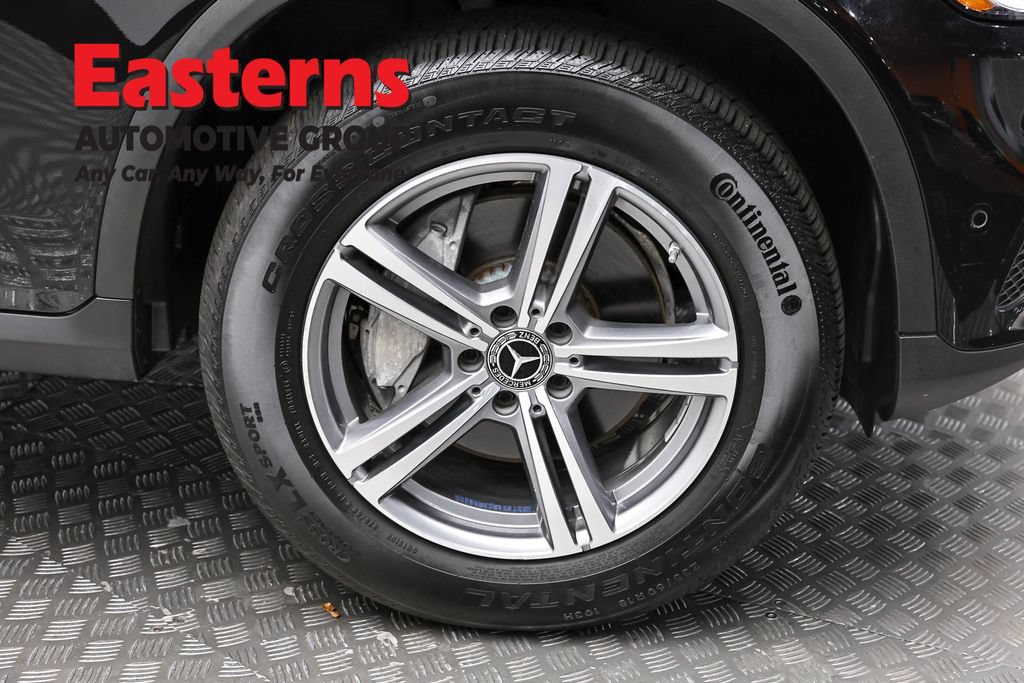 Used 2021 Mercedes-Benz GLC 300 4MATIC w/ Multimedia Package image 32