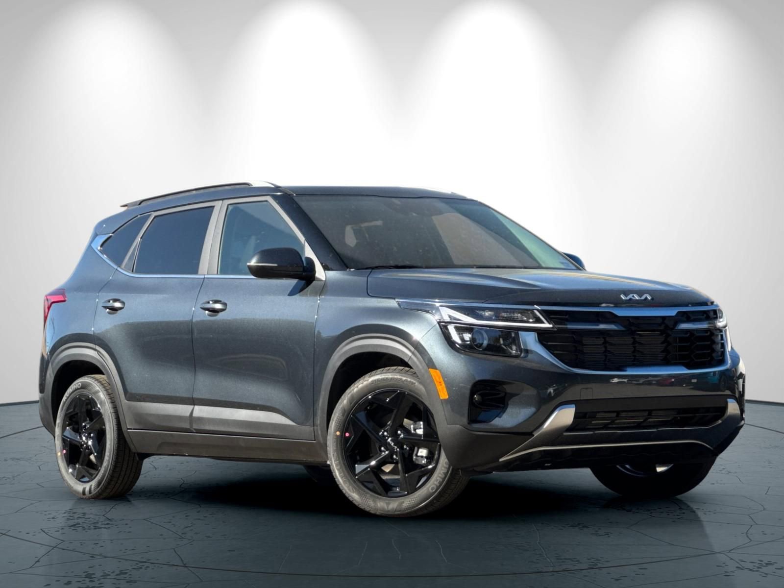 New 2026 Kia Seltos EX image 2