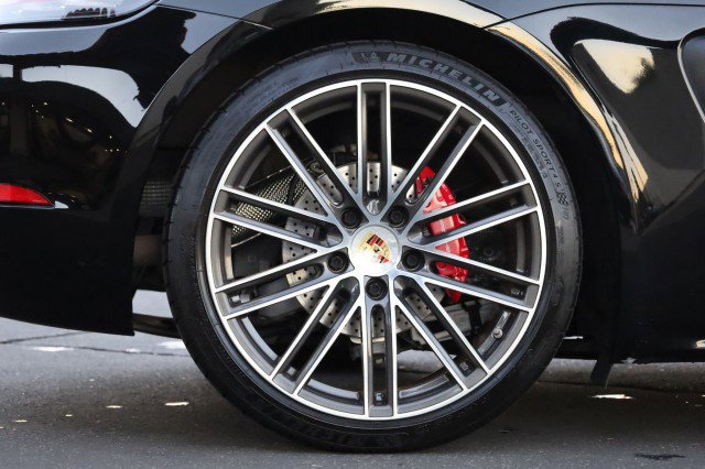 Used 2018 Porsche 718 Boxster S image 57