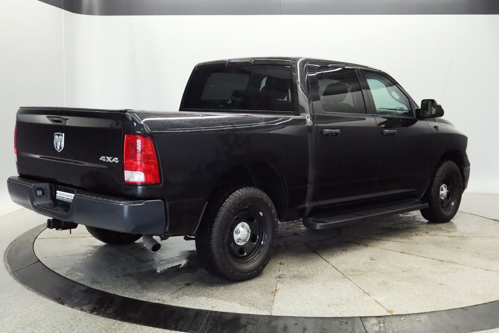 Certified 2016 RAM 1500 4x4 Crew Cab image 6