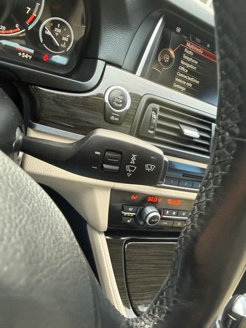 Used 2015 BMW 535i xDrive Sedan AWD/4WD image 23