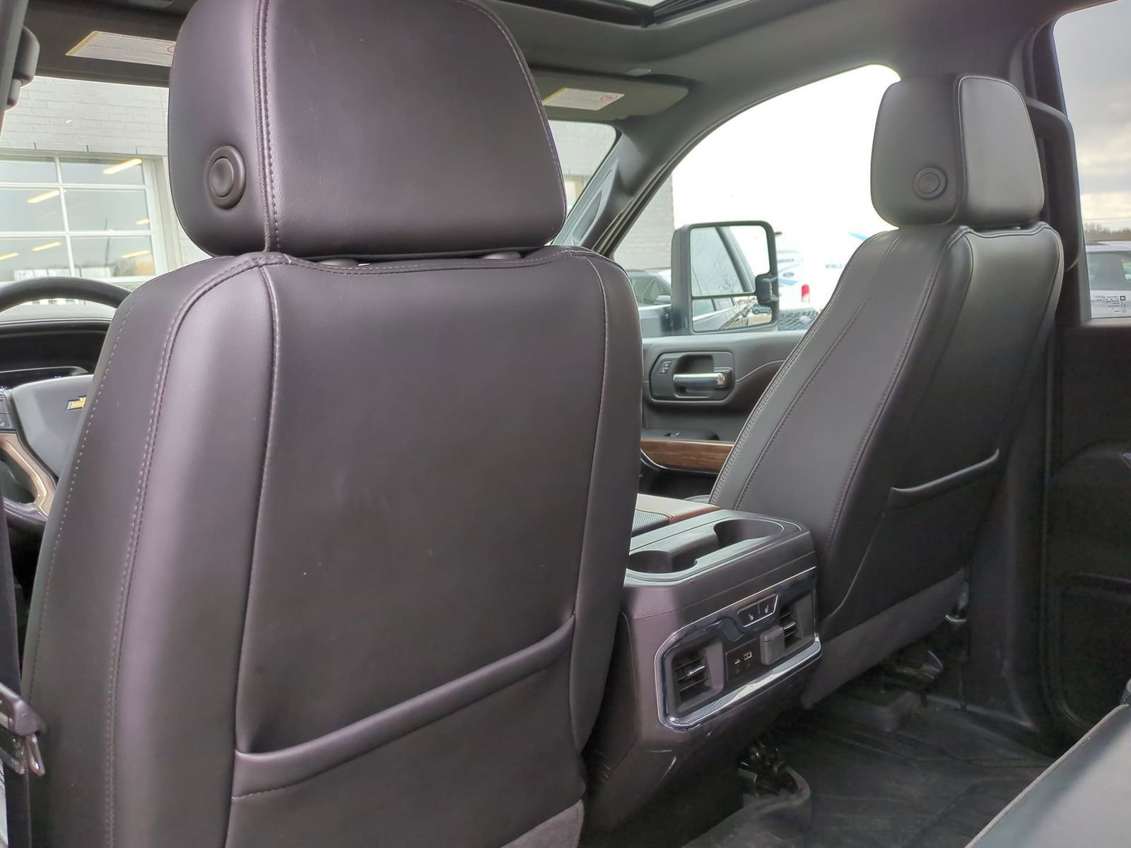 Used 2023 Chevrolet Silverado 2500 High Country w/ Z71 Off-Road Package image 23