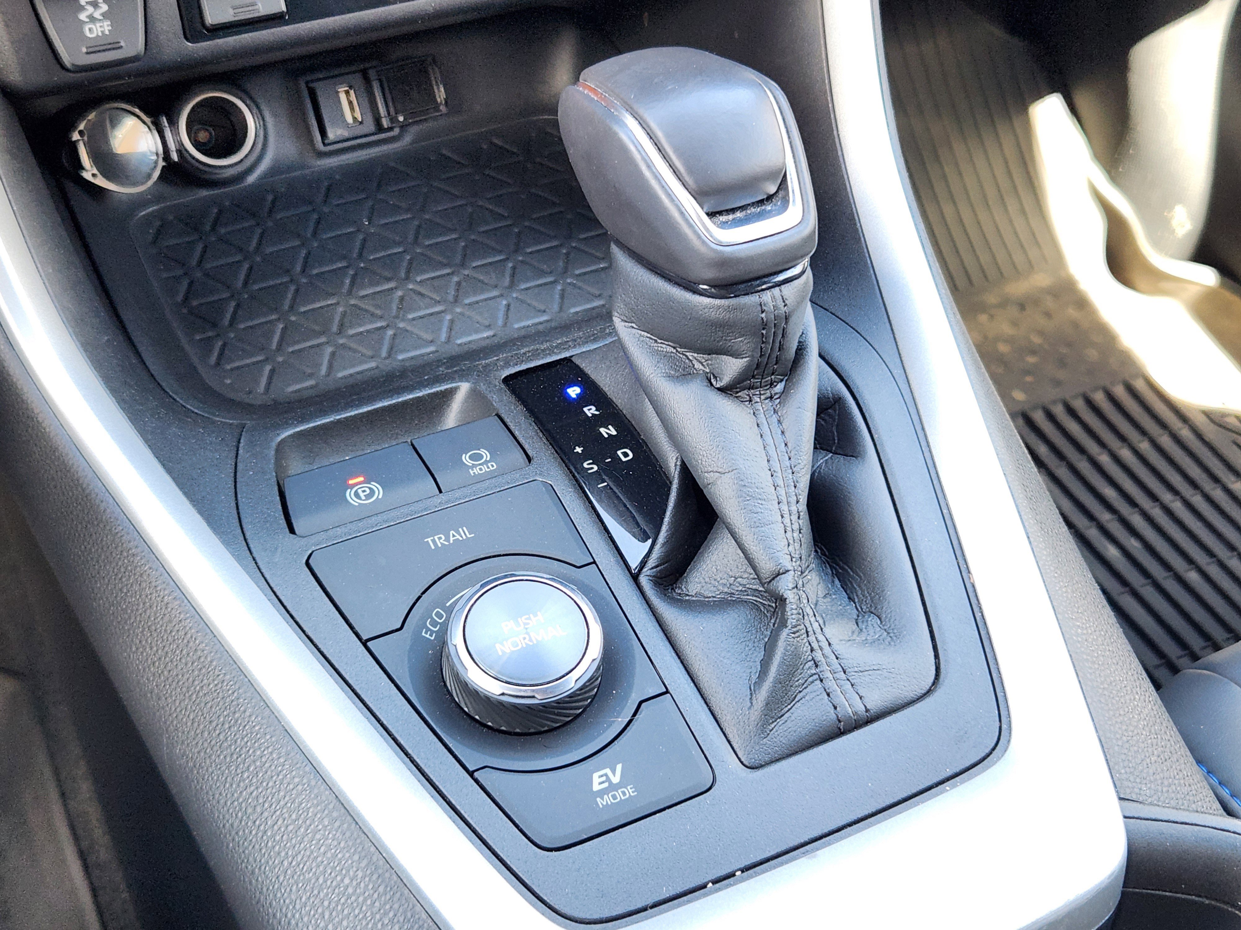 Used 2021 Toyota RAV4 XSE w/ XSE Grade Weather Package image 26