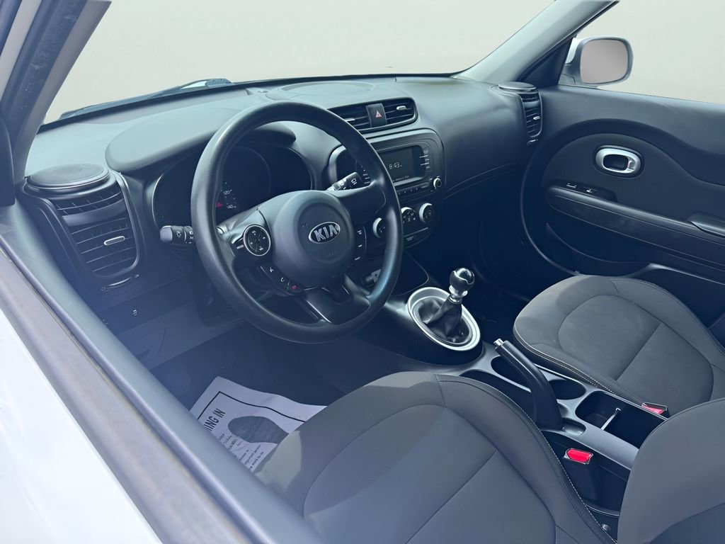 Used 2017 Kia Soul FWD image 13