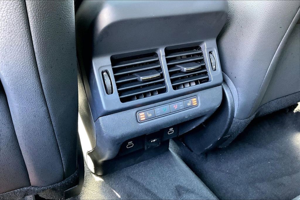 Used 2025 Land Rover Range Rover Evoque S image 10