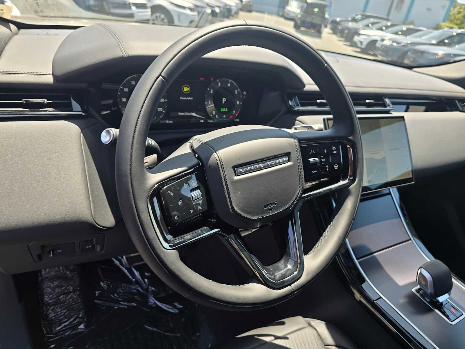 Certified 2026 Land Rover Range Rover Velar Dynamic SE image 26