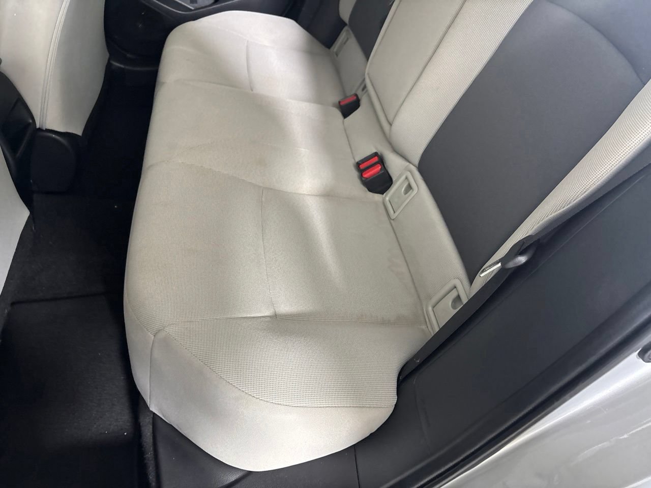 Used 2022 Toyota Corolla LE FWD image 27