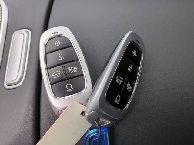 Certified 2023 Hyundai Santa Fe SEL w/ Premium Package image 30