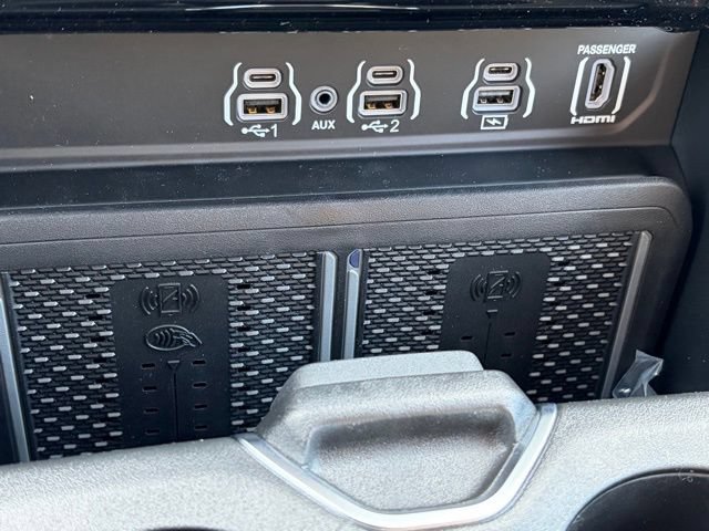 New 2026 RAM 1500 Laramie AWD/4WD image 23
