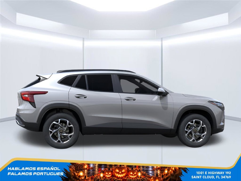 New 2026 Chevrolet Trax LT w/ Driver Confidence Package FWD image 5