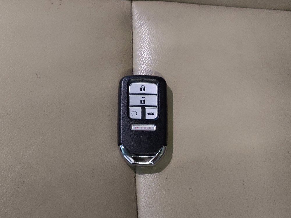 Used 2018 Acura MDX w/ Technology Package FWD image 32