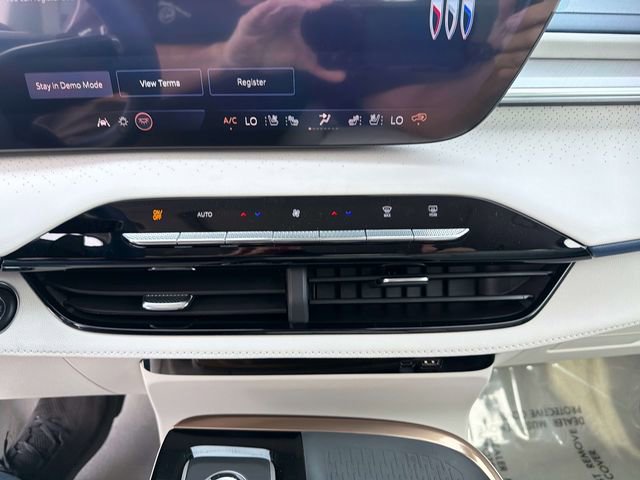 New 2026 Buick Enclave Avenir w/ Super Cruise Package image 24