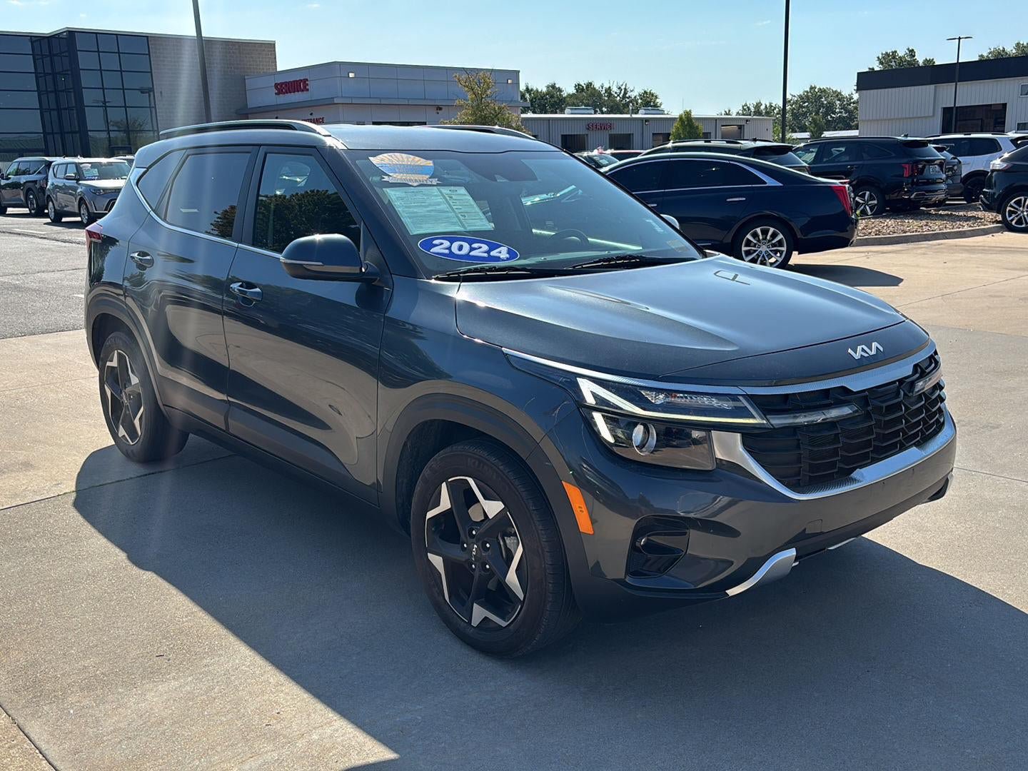 Used 2024 Kia Seltos EX