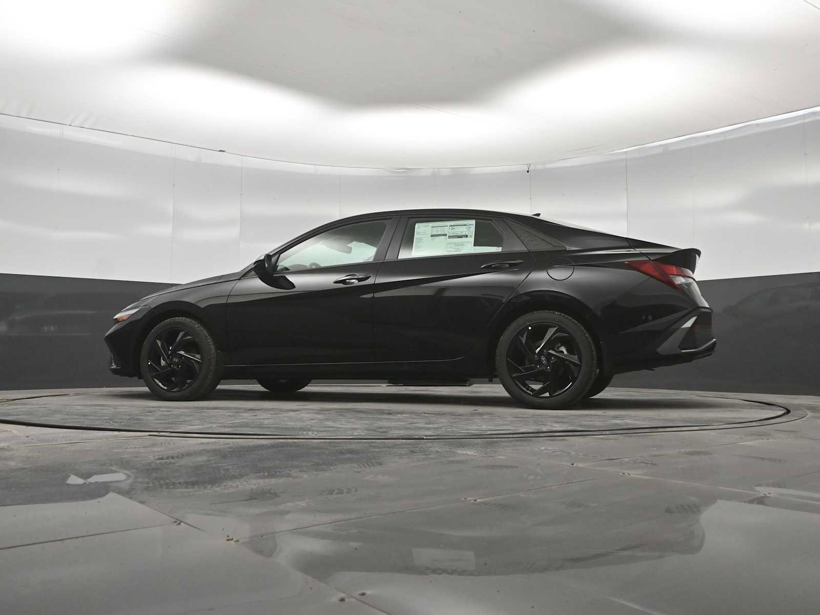 New 2026 Hyundai Elantra SEL Sport FWD image 37