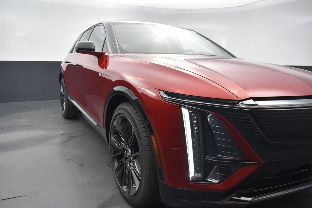 New 2026 Cadillac Lyriq Signature Sport w/ Nappa Leather Package AWD/4WD image 39