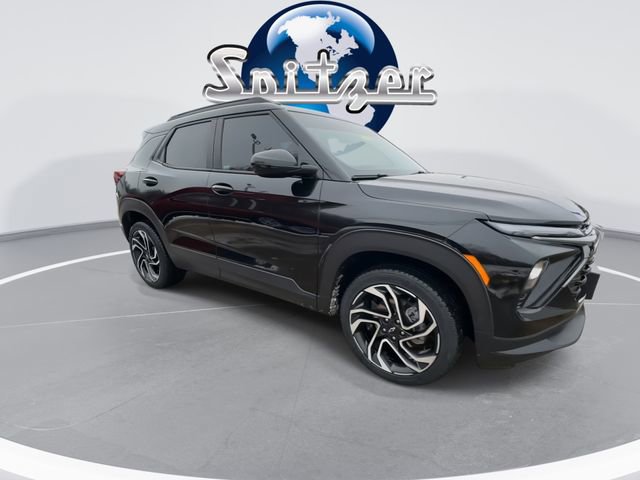 Certified 2025 Chevrolet TrailBlazer RS w/ Convenience Package image 2