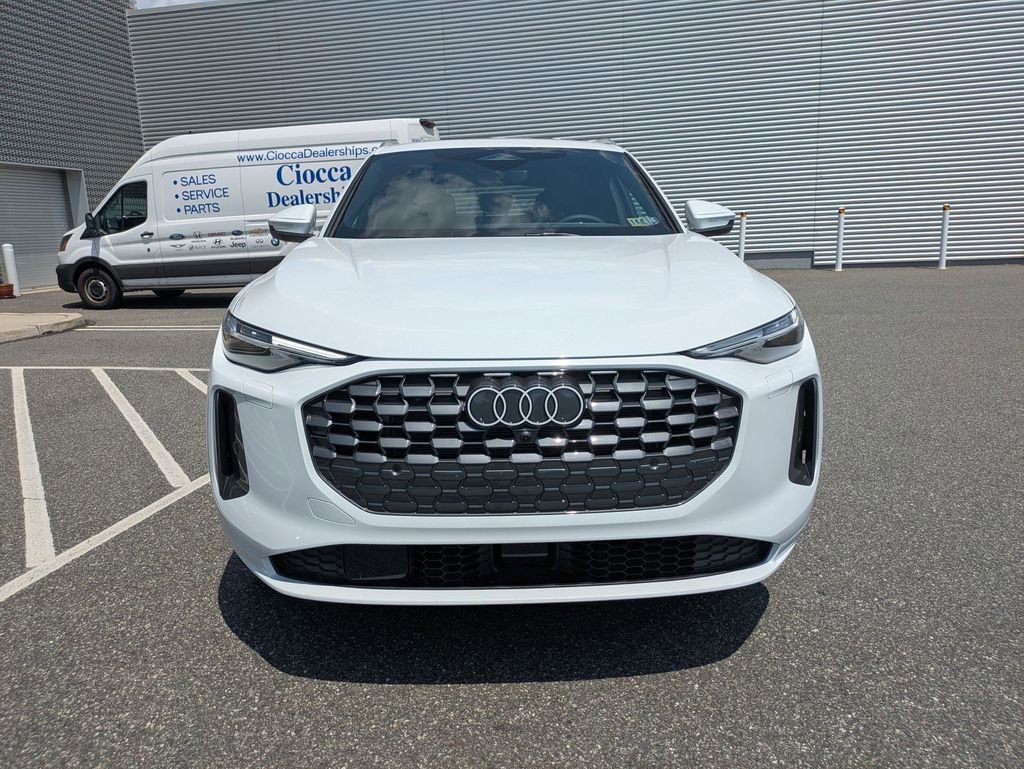 New 2025 Audi Q5 Premium Plus image 2