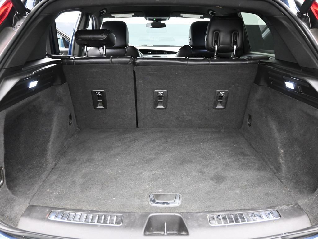 Used 2019 Cadillac XT4 Premium Luxury w/ Cold Weather Package image 27