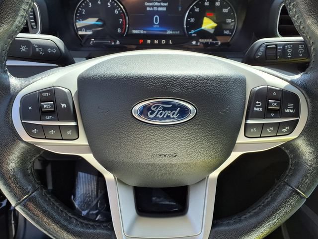 Used 2022 Ford Explorer XLT w/ Equipment Group 202A RWD image 10