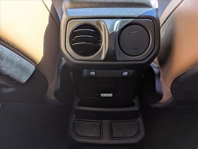 Used 2022 Jeep Wrangler Unlimited Rubicon 4xe w/ Steel Bumper Group image 17