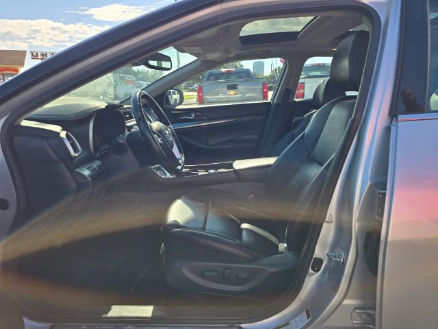 Used 2020 Nissan Maxima 3.5 SL w/ Floor Mat Group image 9