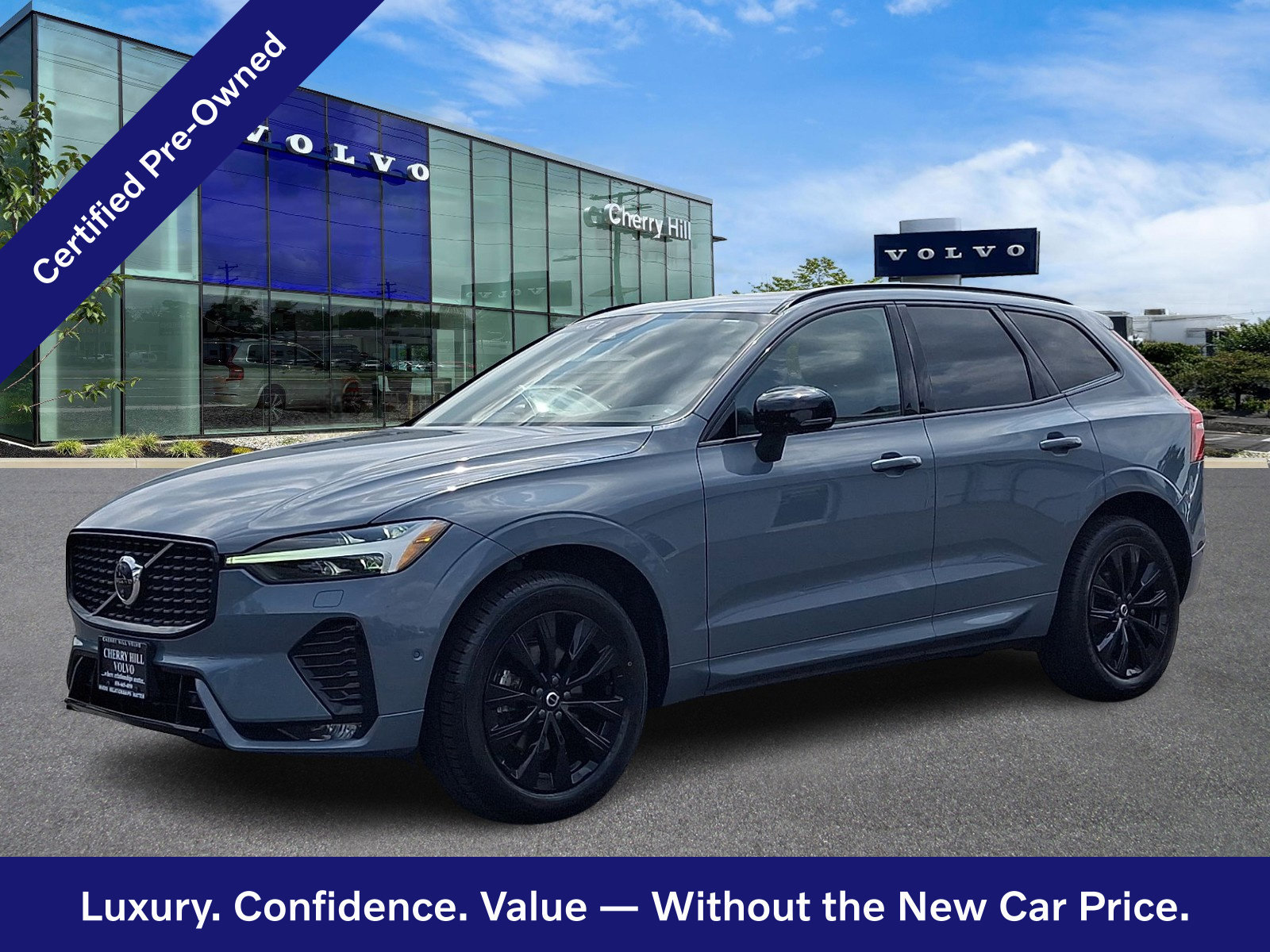 Certified 2024 Volvo XC60 B5 Plus w/ Climate Package AWD/4WD image 3
