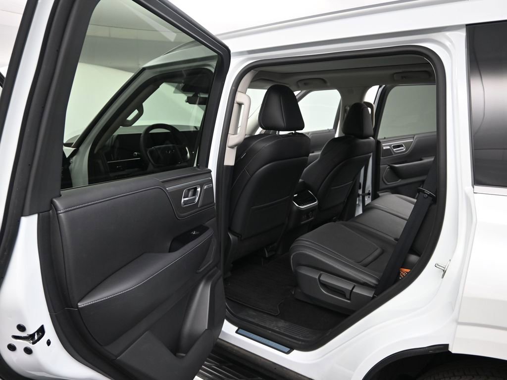 Certified 2025 INFINITI QX80 Pure image 10