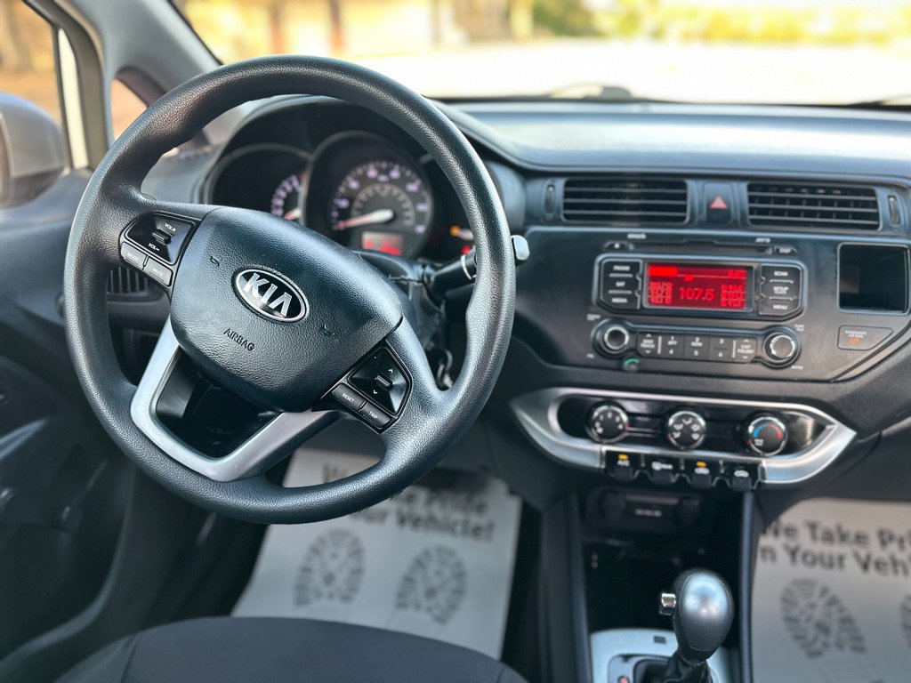 Used 2014 Kia Rio LX FWD image 28