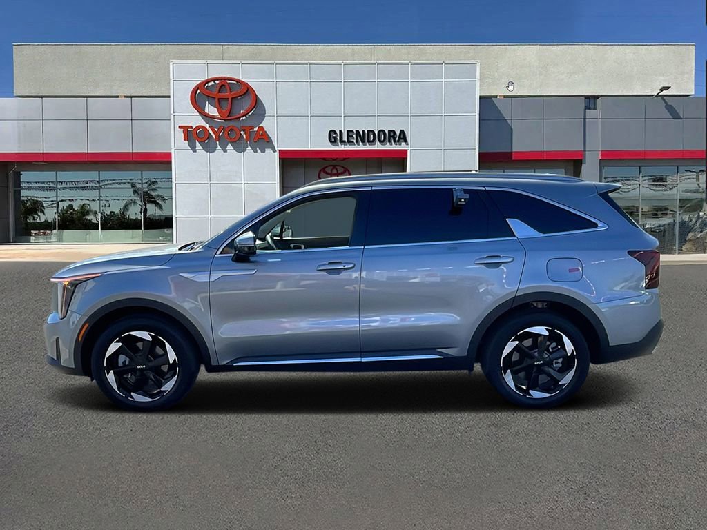 Used 2025 Kia Sorento EX w/ EX Panoramic Sunroof Package image 6