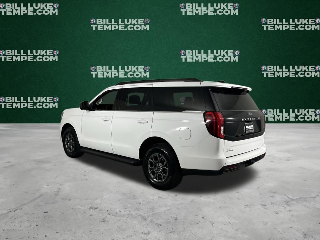 Used 2025 Ford Expedition Active image 8