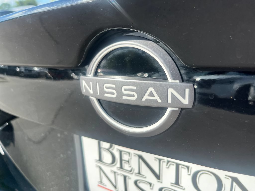 Used 2024 Nissan Sentra SR w/ SR Premium Package FWD image 41