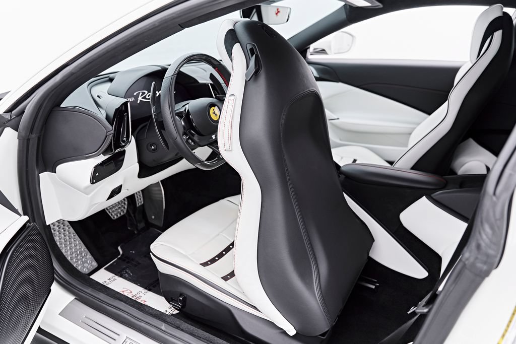Used 2022 Ferrari Roma RWD image 55