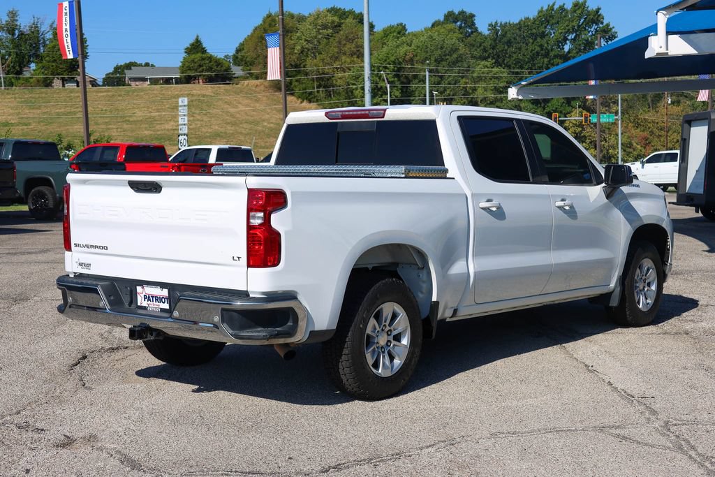 Used 2023 Chevrolet Silverado 1500 LT w/ Convenience Package II RWD image 3