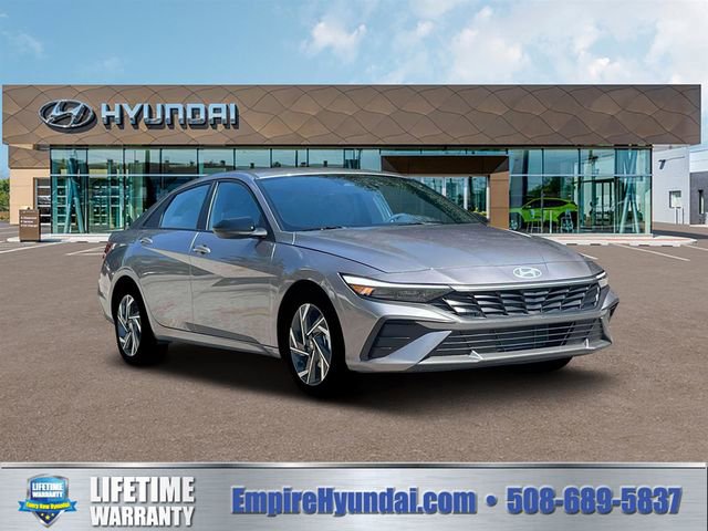 New 2025 Hyundai Elantra Sport FWD image 11