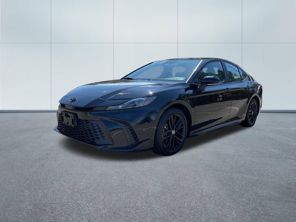 Used 2025 Toyota Camry SE w/ Convenience Package image 2