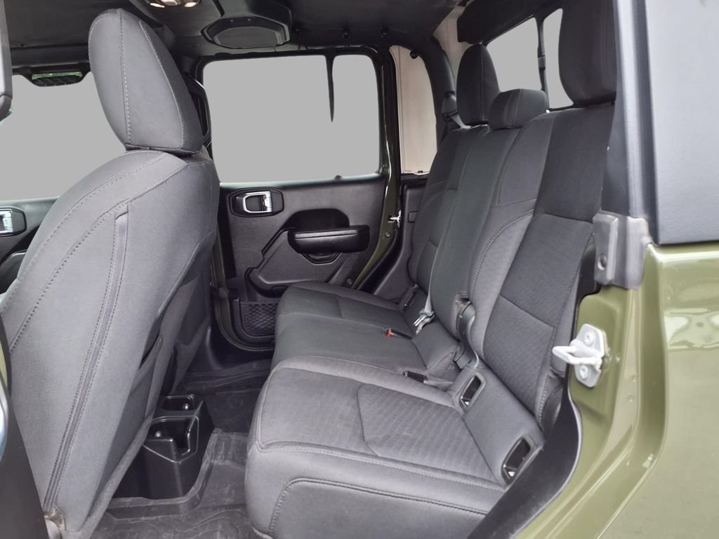 Used 2022 Jeep Gladiator Sport AWD/4WD image 22