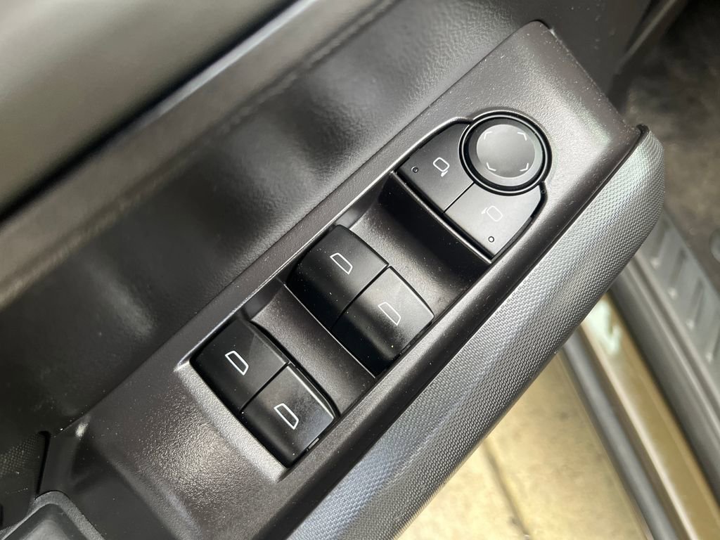 Used 2023 Chevrolet Colorado W/T RWD image 12