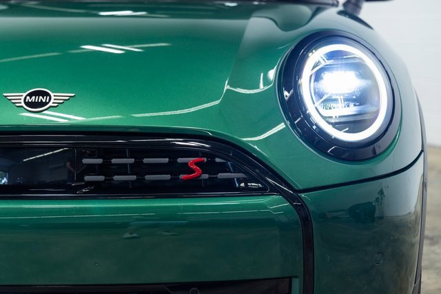Certified 2025 MINI Cooper S image 7