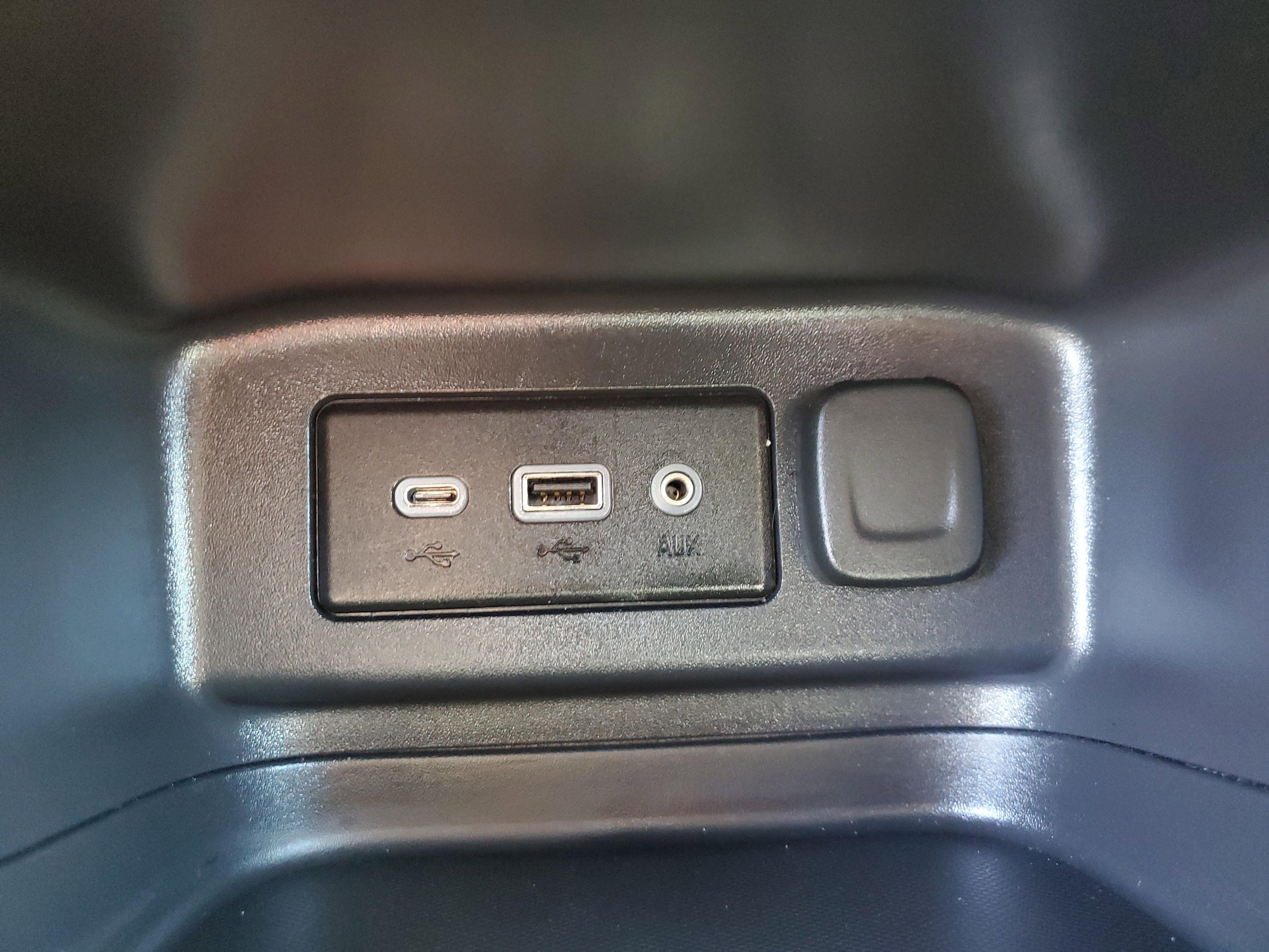 Used 2024 Chevrolet Equinox LT image 21