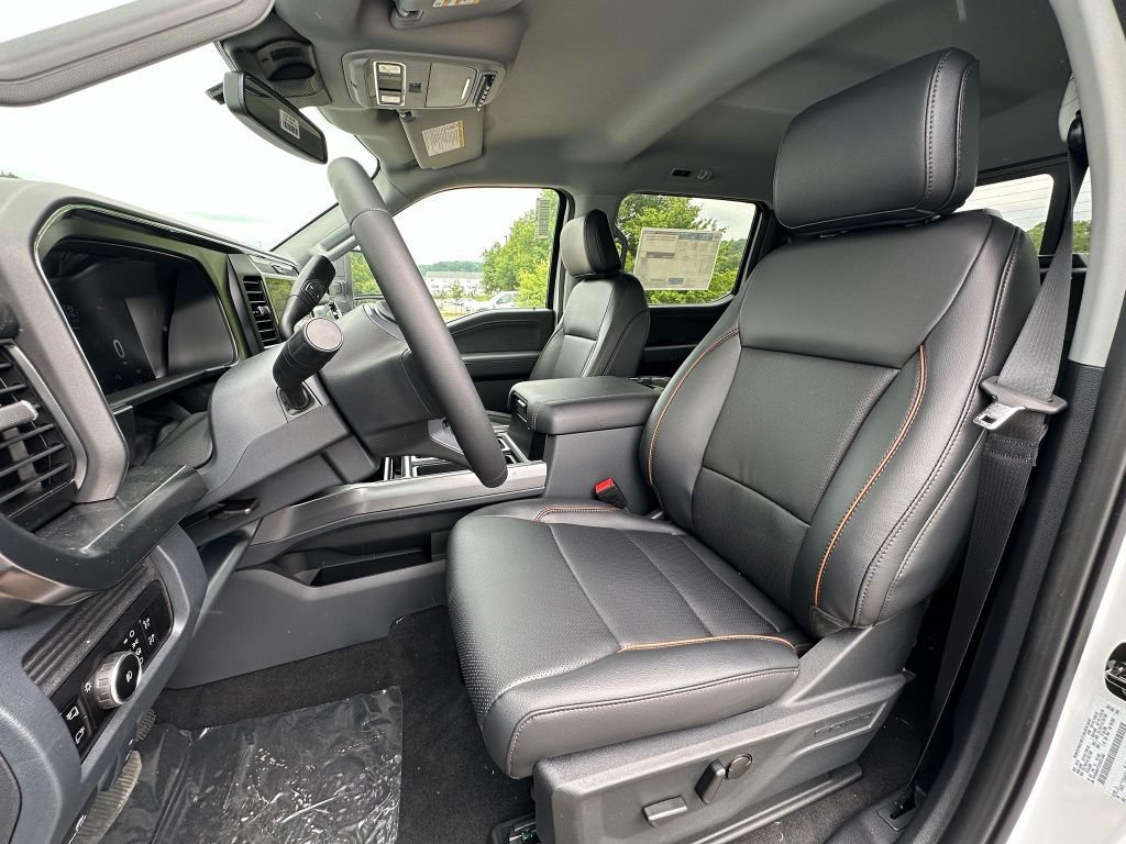 New 2026 Ford F550 4x4 Crew Cab Super Duty image 18